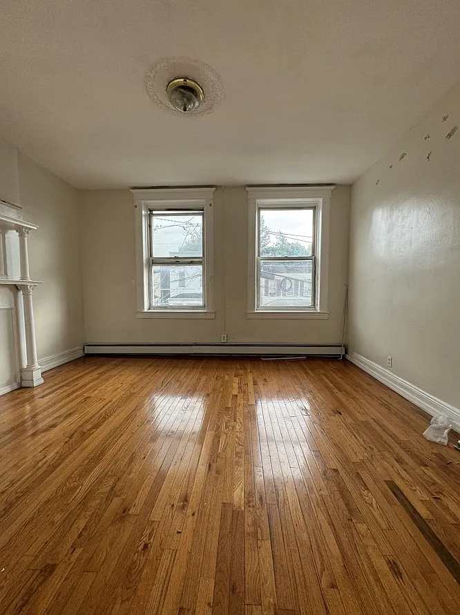 2 bed, 800 sqft, $1,950 — Photo 3