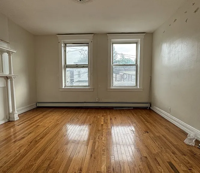 20 Morton Pl #3R — Photo 2