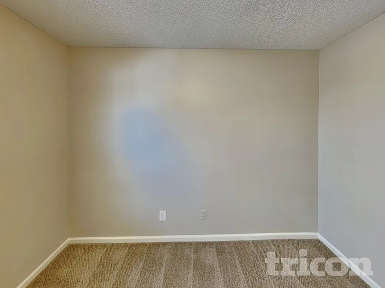 1134 Maria Christina Ln — Photo 12