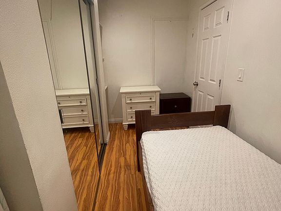 4th image of 2622 Gardi St
