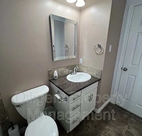 596 Garside Dr — Photo 11