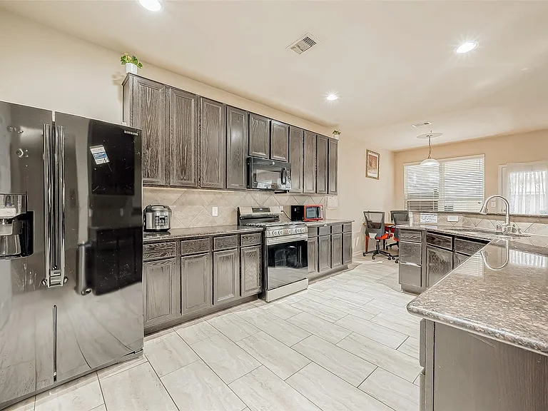 4815 Hackamore Brook Ct — Photo 20