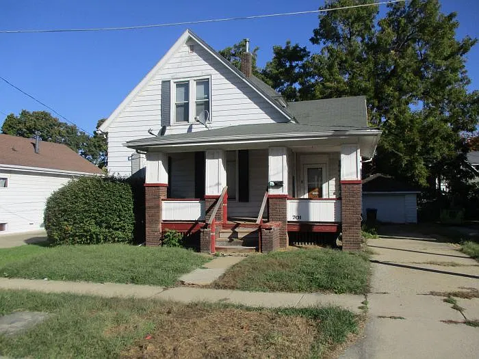 701 W Jefferson St