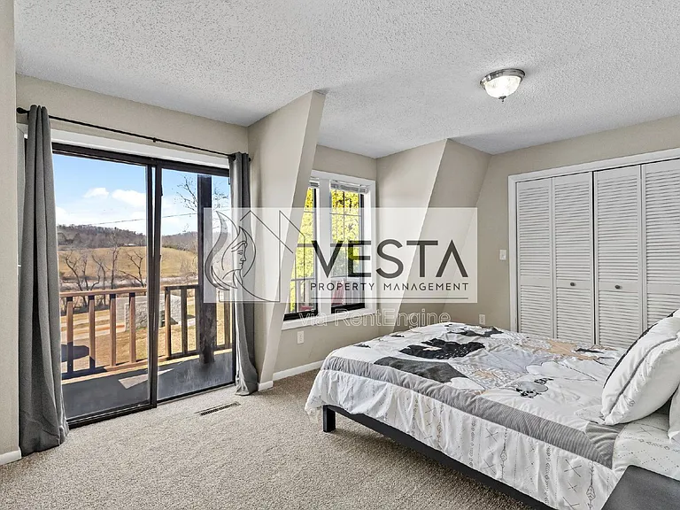 588 Ray Hill Rd #D — Photo 15