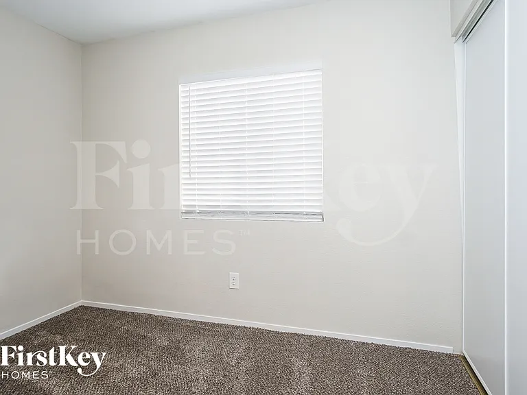 4600 W La Madre Way — Photo 9