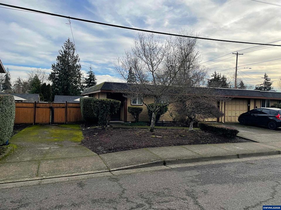 2nd image of 2780-2790 Summer St SE