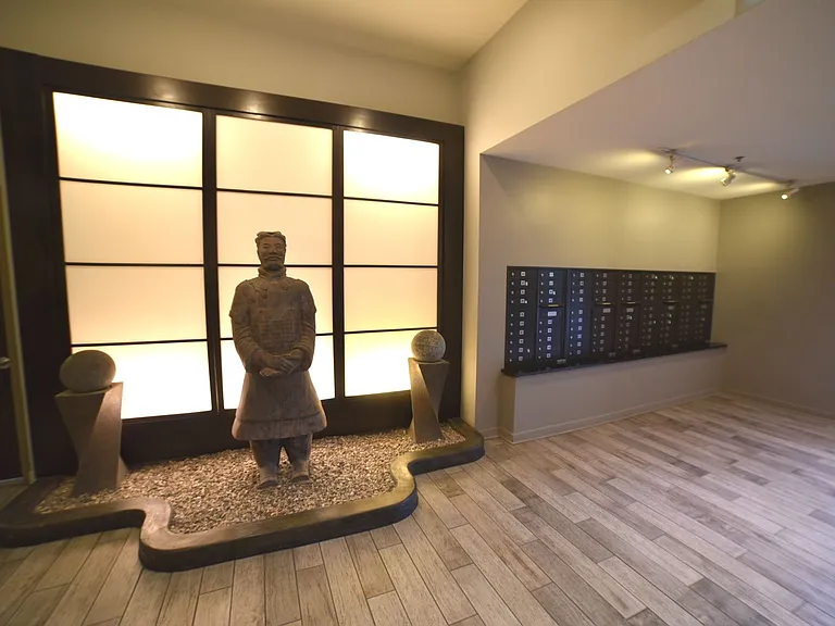 225 S Sangamon St #701 — Photo 14