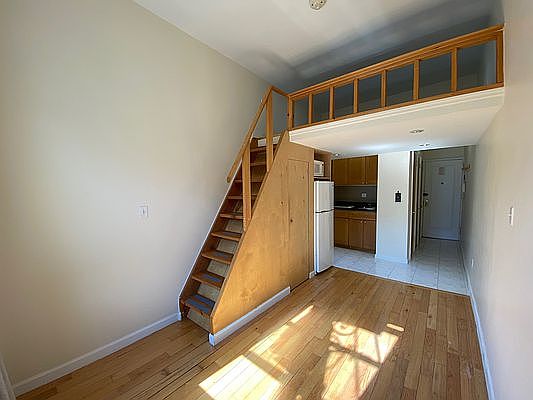 1st image of 315 W 14th St APT 4B