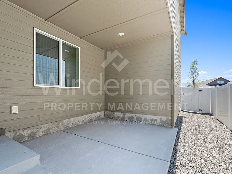 24524 E Short Tail Ln — Photo 27