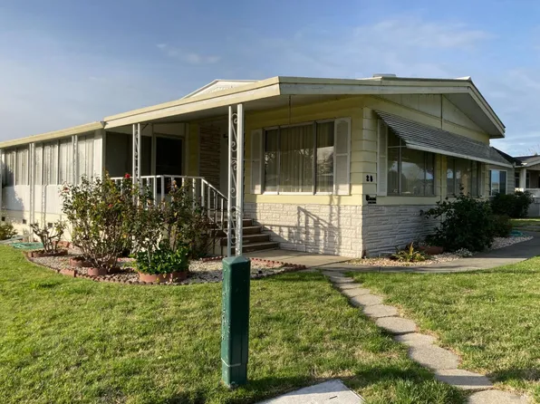 28 Shamrock Circle, Santa Rosa, CA 95403