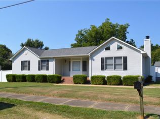 410 S 20th Ave, Hopewell, VA 23860