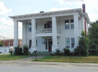 52 W Candler St, Winder, GA 30680