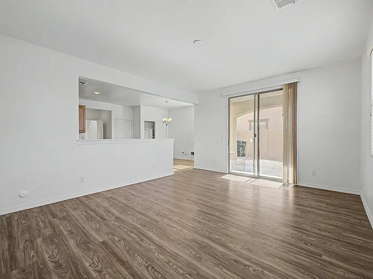 18436 W Nambe St — Photo 10