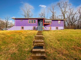 102 Tracy Dr, Columbia, MO