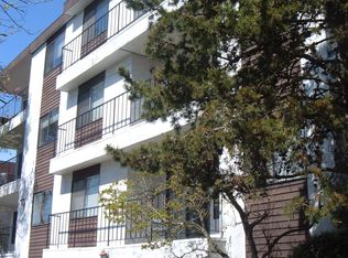 1530 NW 52nd St APT 203, Seattle, WA 98107