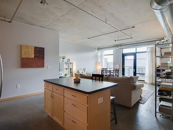 3rd image of 720 N 4th St Unit 512