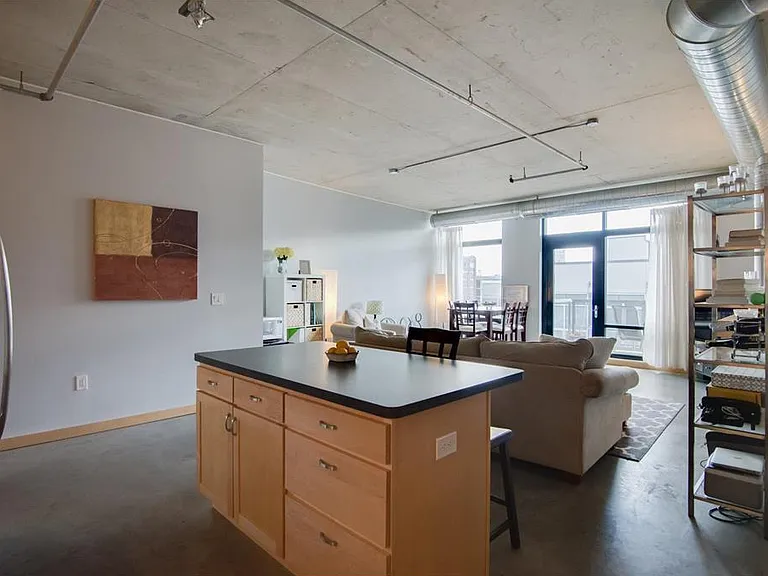720 N 4th St #512 — Photo 3