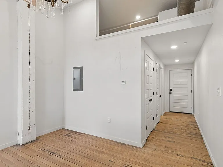 Brand new apartments in downtown Springfield! — Photo 77