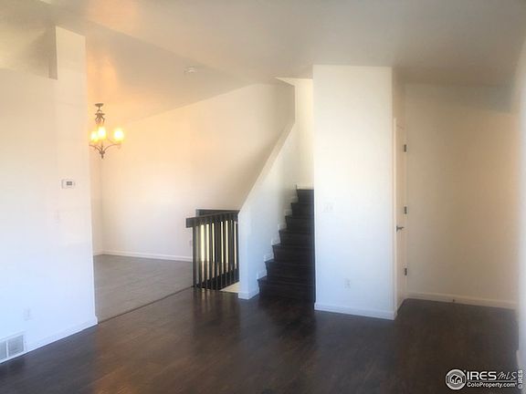 5th image of 380 49th Avenue Pl