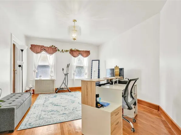 104-21 92nd Avenue image 21 of 61