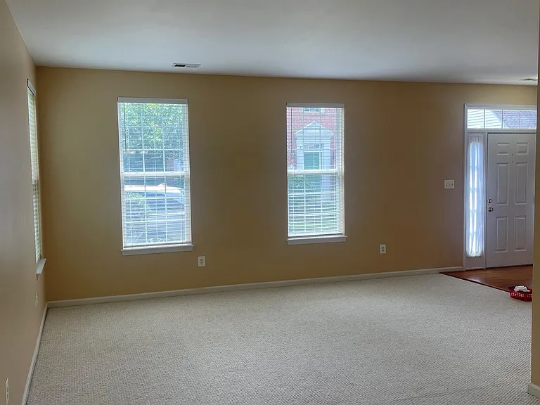 20389 Radcliff Ter — Photo 14