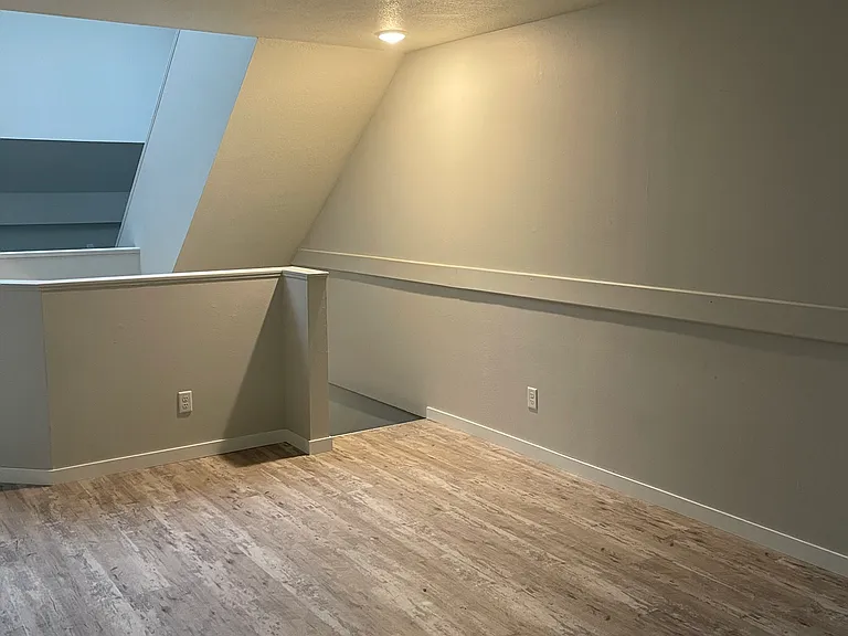 225 E Washington St #203 — Photo 6