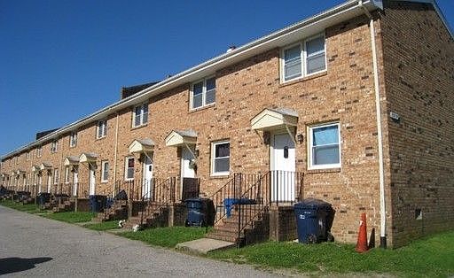 1st image of 1516 W Clara Dr