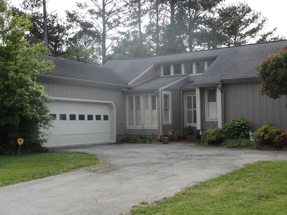 1433 Stratman Circle