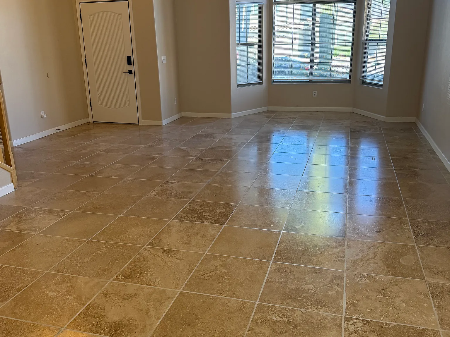 4 bed, 2713 sqft, $2,650 — Photo 4