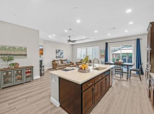 370 Fletcher Ln, Brentwood, CA