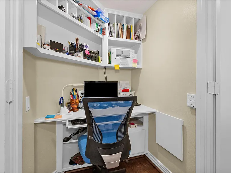 1502 Wimbledon Dr — Photo 28