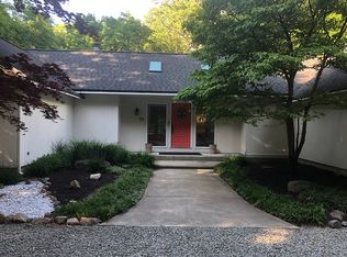 55 Ezechiel Carre Rd, East Greenwich, RI 02818