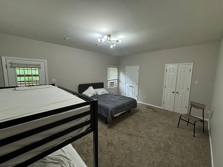 449 Green Acres Rd — Photo 9