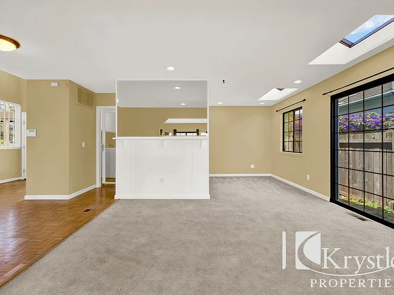 152 Chesapeake Dr — Photo 18