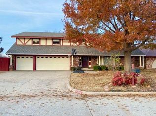 8125 Willow Creek Blvd, Oklahoma City, OK 73162