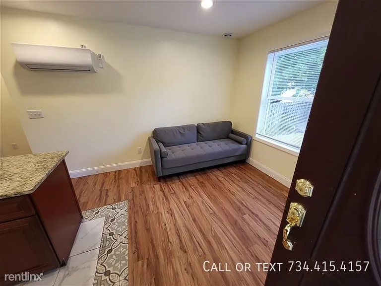 1111 White St #1 — Photo 12