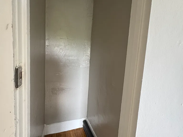21 Prince Ave #C — Photo 26