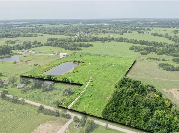 1679 SW 700th Rd, Holden, MO 64040