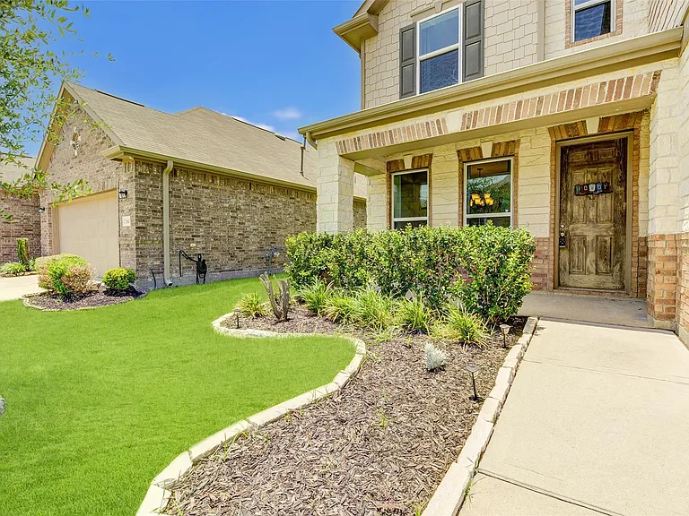 15623 Hanover Breeze Ln — Photo 2