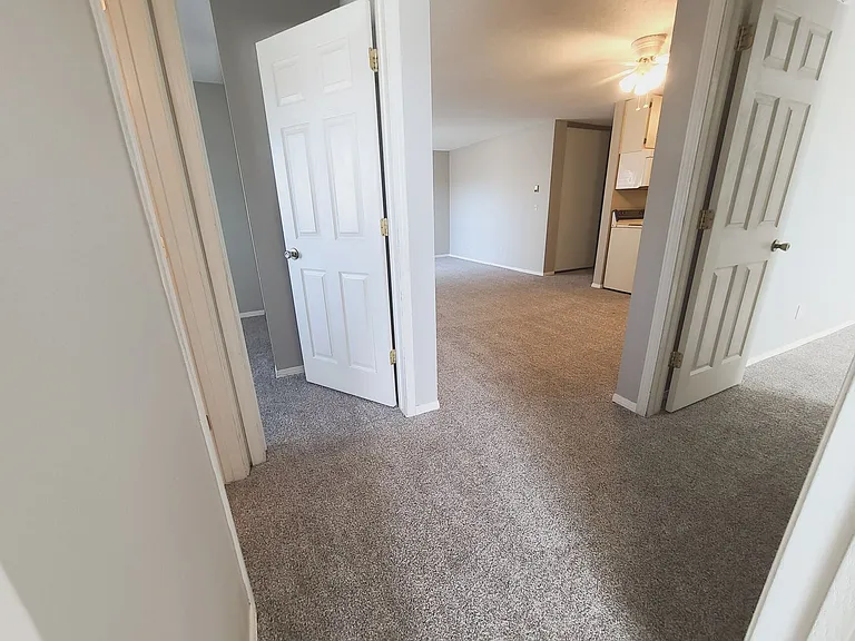 LaCrosse Apartments — Photo 23