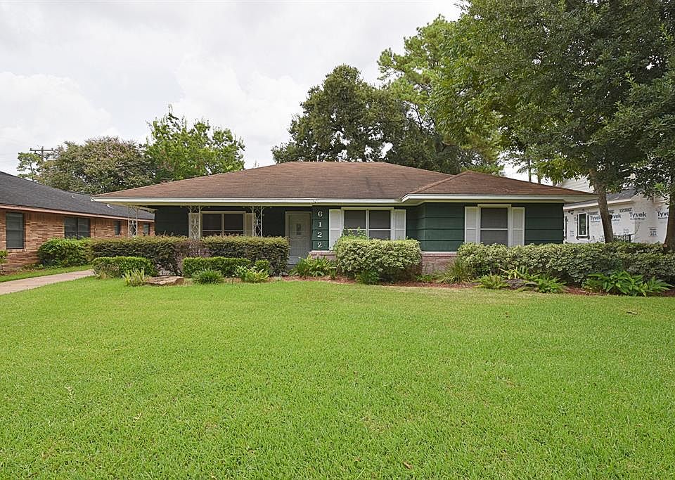 1st image of 6122 Queenswood Ln