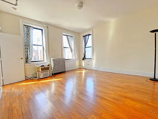 Rented by Corcoran | media 2