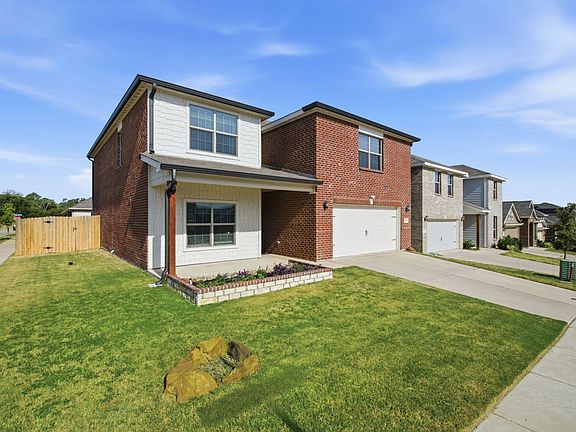 2nd image of 364 Ridgeland Oaks Dr