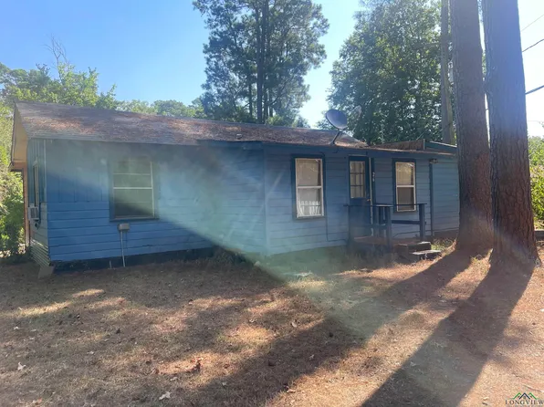 126 County Road 4034, Carthage, TX 75633