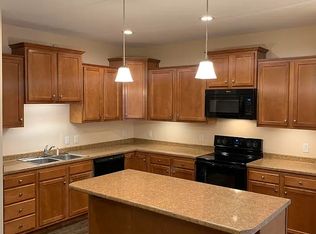 2103 W Canyon Dr, Morgantown, WV 26508