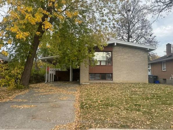 4 Langwith Ct, Brampton, ON L6Y 1Z8