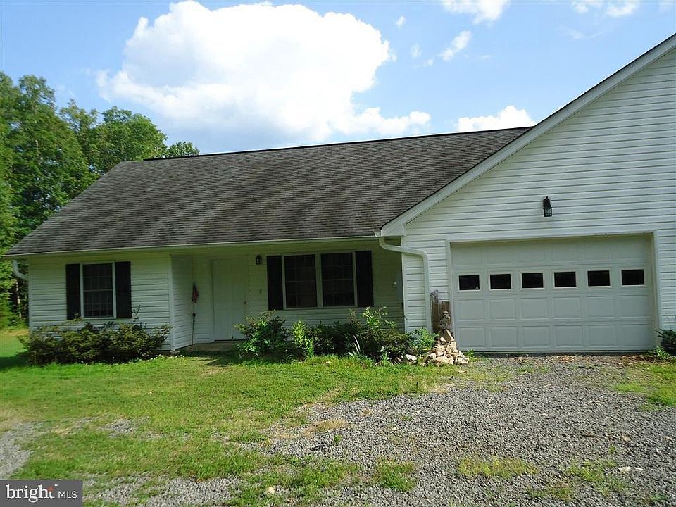 1st image of 32422 White Oak Dr
