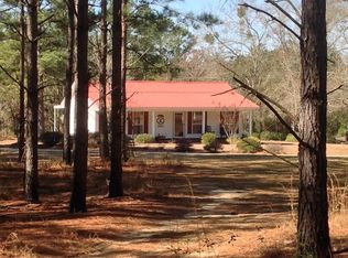 390 Hall Farm Rd, Slocomb, AL 36375