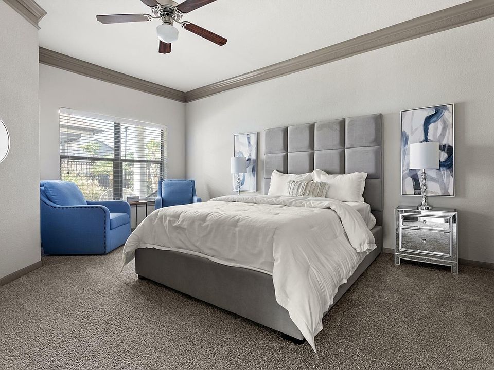 Avenues at Northpointe - Bedroom