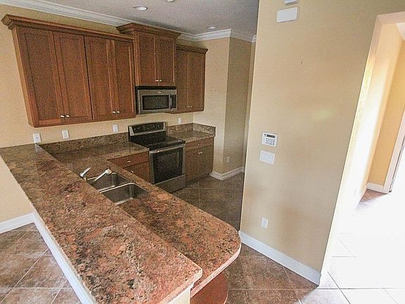 4th image of 10300 Olivewood Way Unit 69
